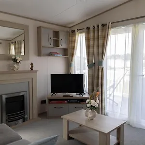 Hiba Luxury At Parkdean Cayton Bay Scarborough